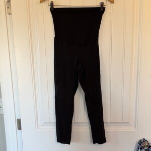 Motherhood Maternity Leggings Size Medium